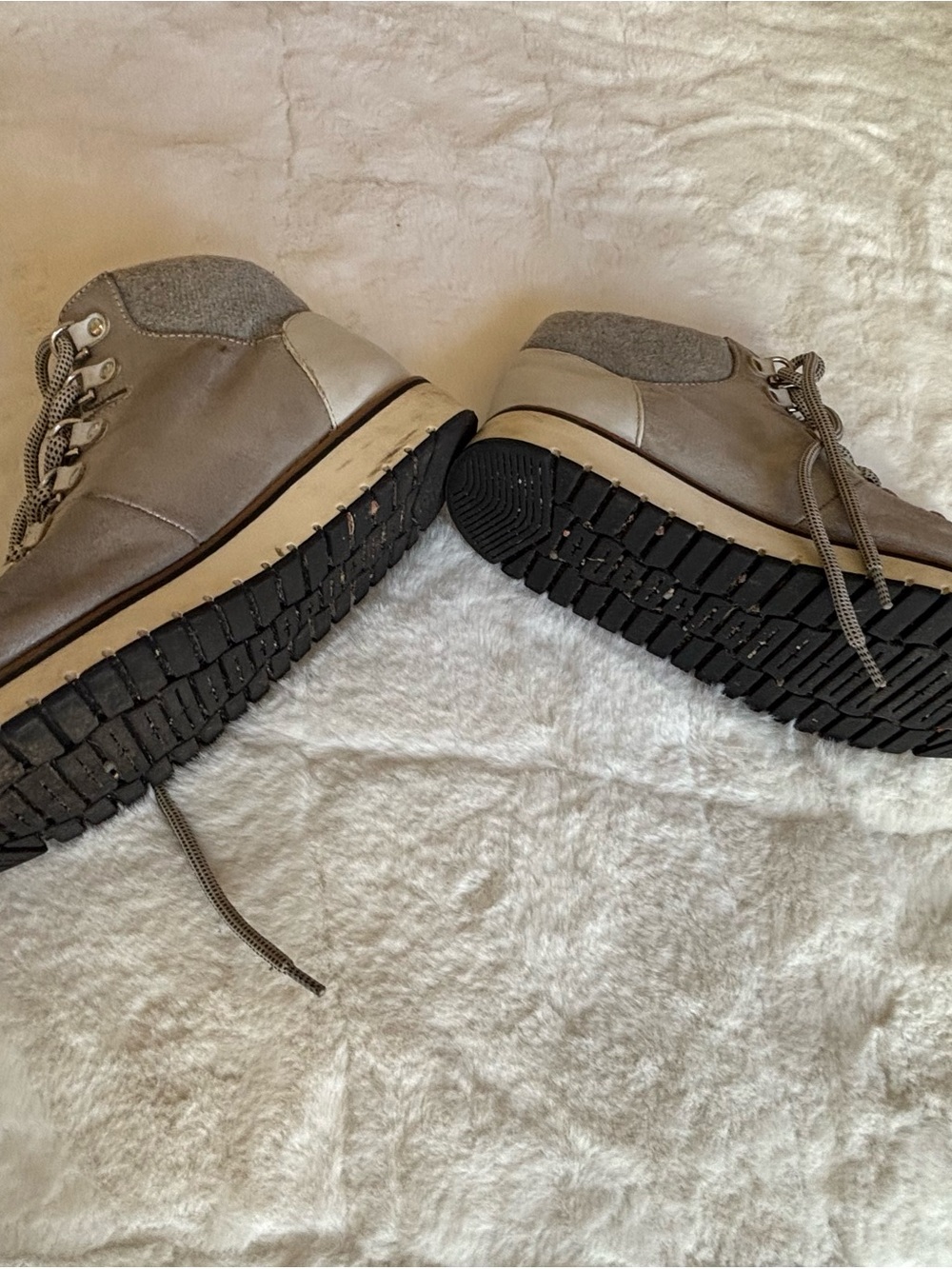 White Mountain Women’s Gray Casual Hiking Boots - Neutral Gray - Picture 10 of 16